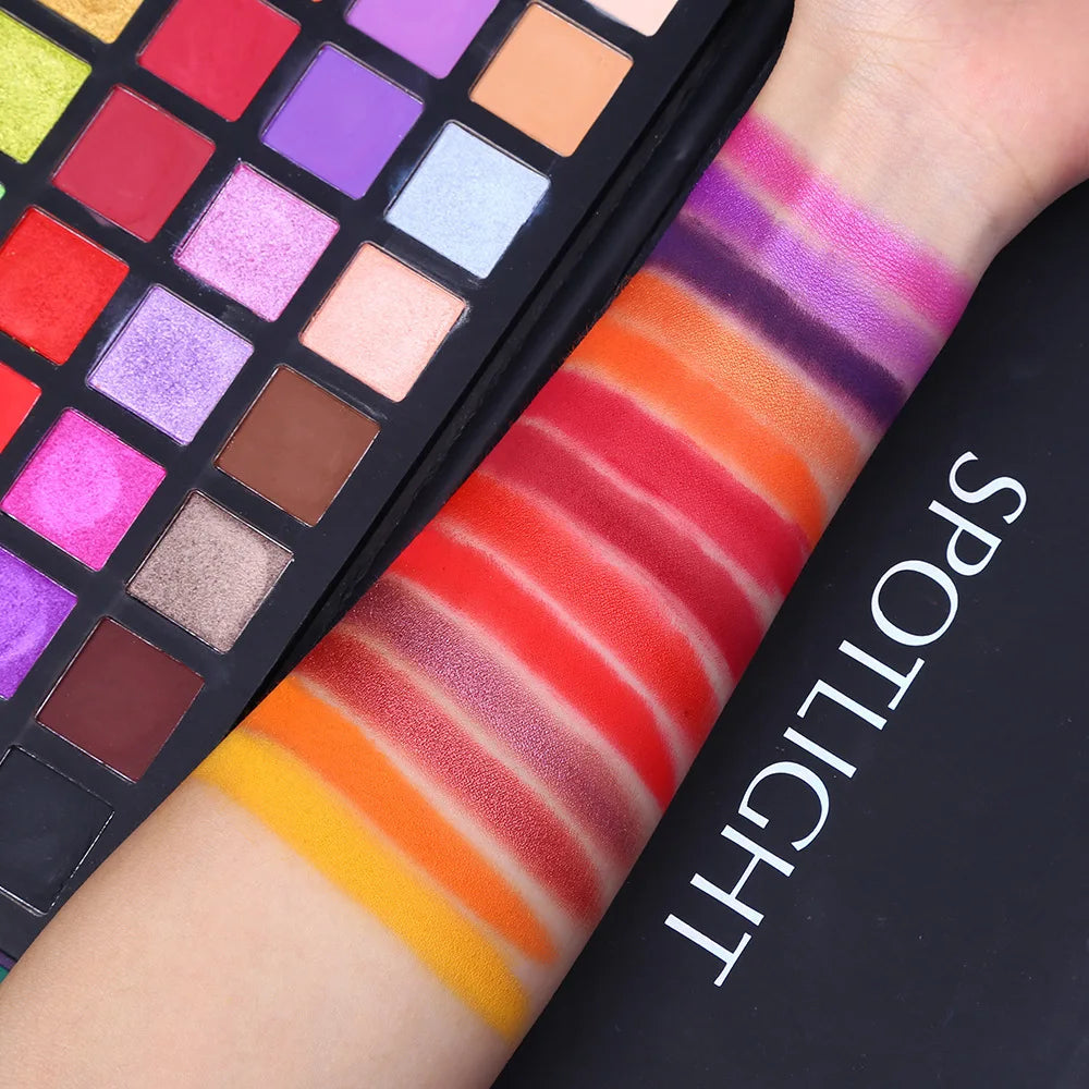 40 Color All-Purpose Eye Shadow Plate with Brush Set, Matte Pearlescent Flash Combination, from Daily Commuting to Party Makeup, Unlock Versatile Makeup, a Must for Holiday Gifts